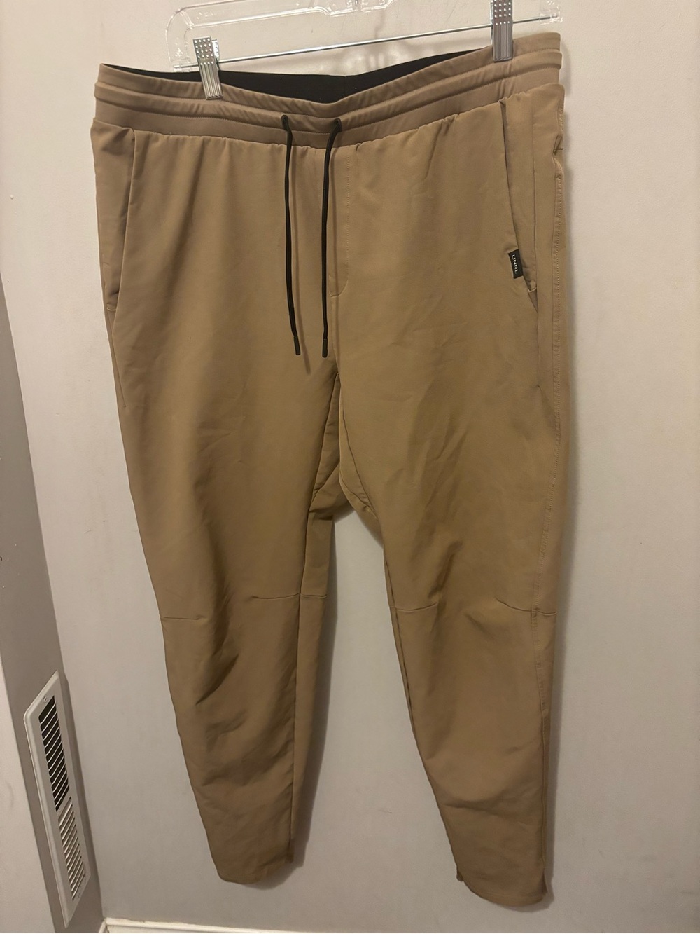 UNRL Apex Performance Pant Pants Men’s Large Tan Brown Joggers Stretch Athletic
